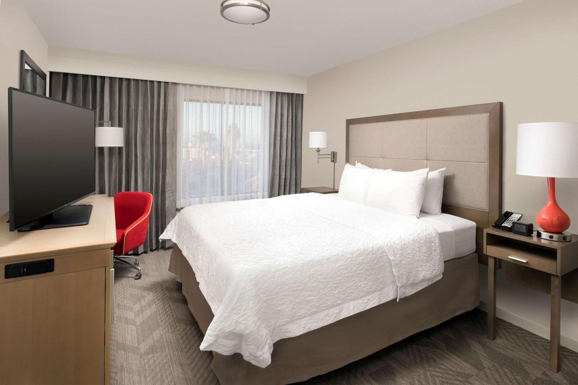 Hampton Inn & Suites Anaheim Garden Grove Dış mekan fotoğraf