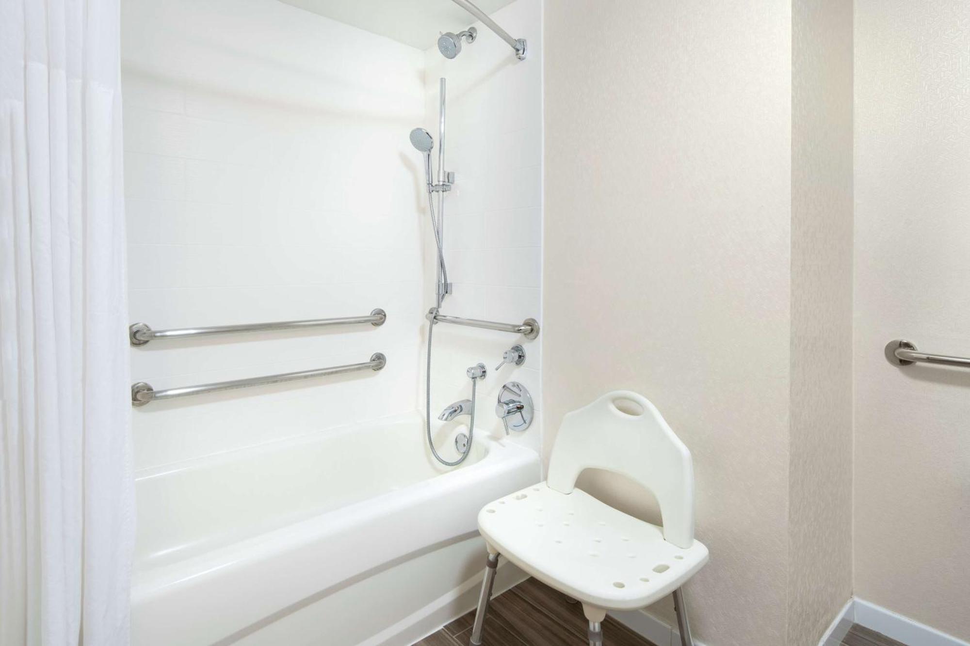 Hampton Inn & Suites Anaheim Garden Grove Dış mekan fotoğraf