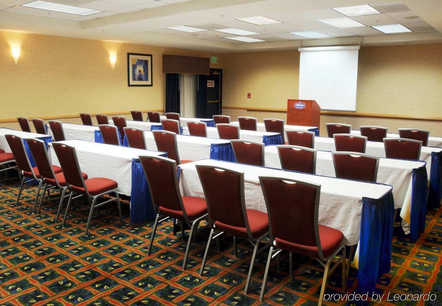 Hampton Inn & Suites Anaheim Garden Grove Konforlar fotoğraf
