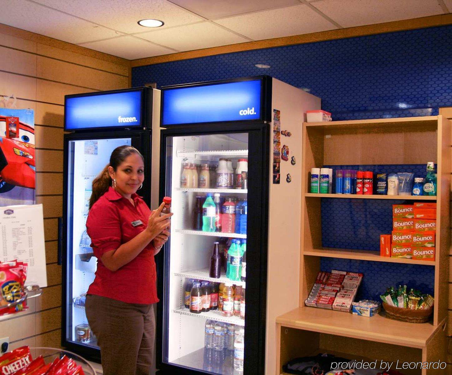 Hampton Inn & Suites Anaheim Garden Grove Konforlar fotoğraf