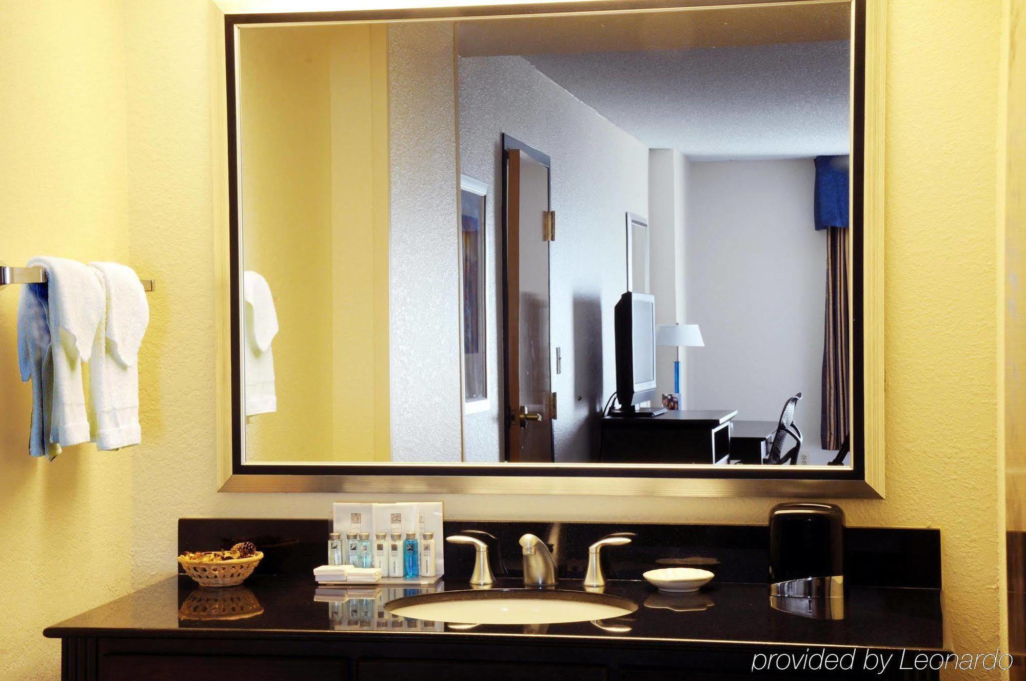 Hampton Inn & Suites Anaheim Garden Grove Oda fotoğraf